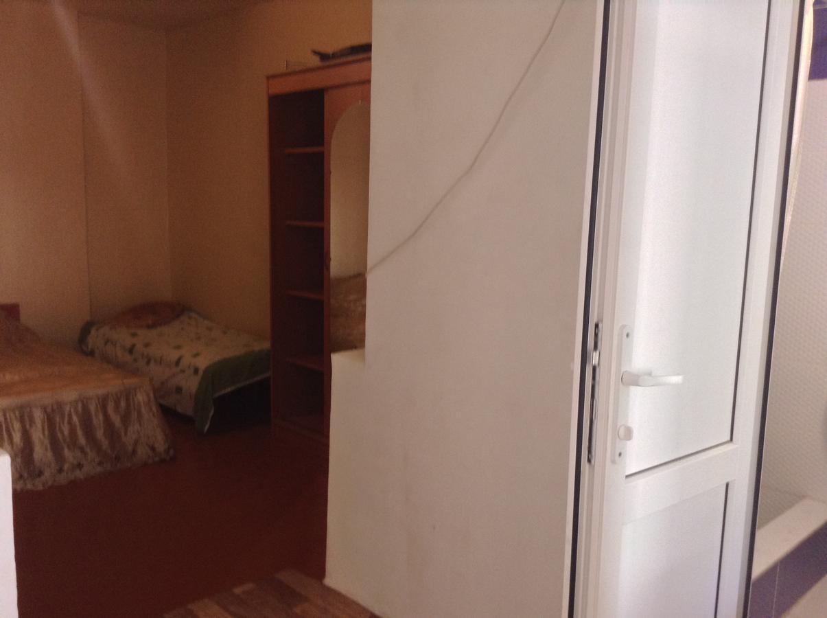 Guest House U Lili Гагра Екстер'єр фото
